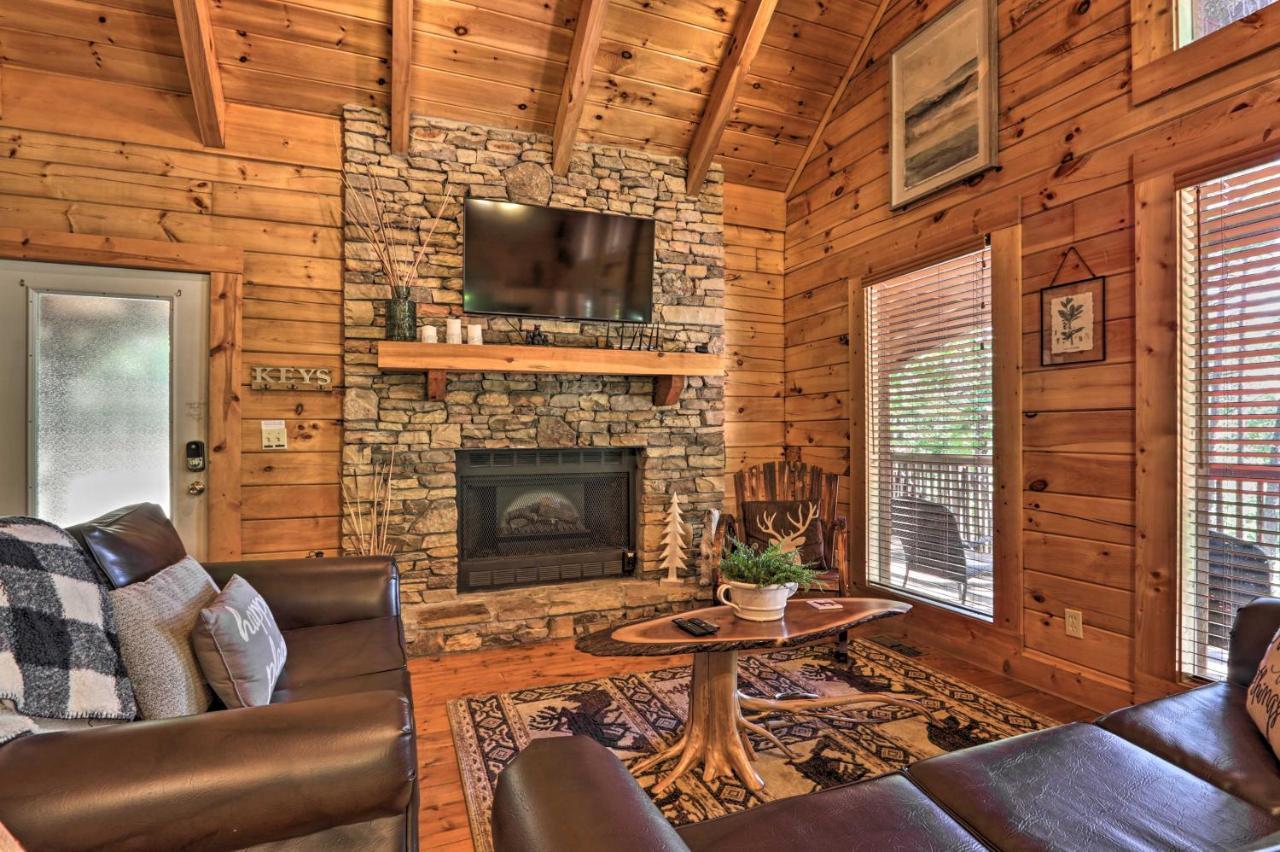 Sevierville Cabin With Deck Minutes To Pigeon Forge Kültér fotó