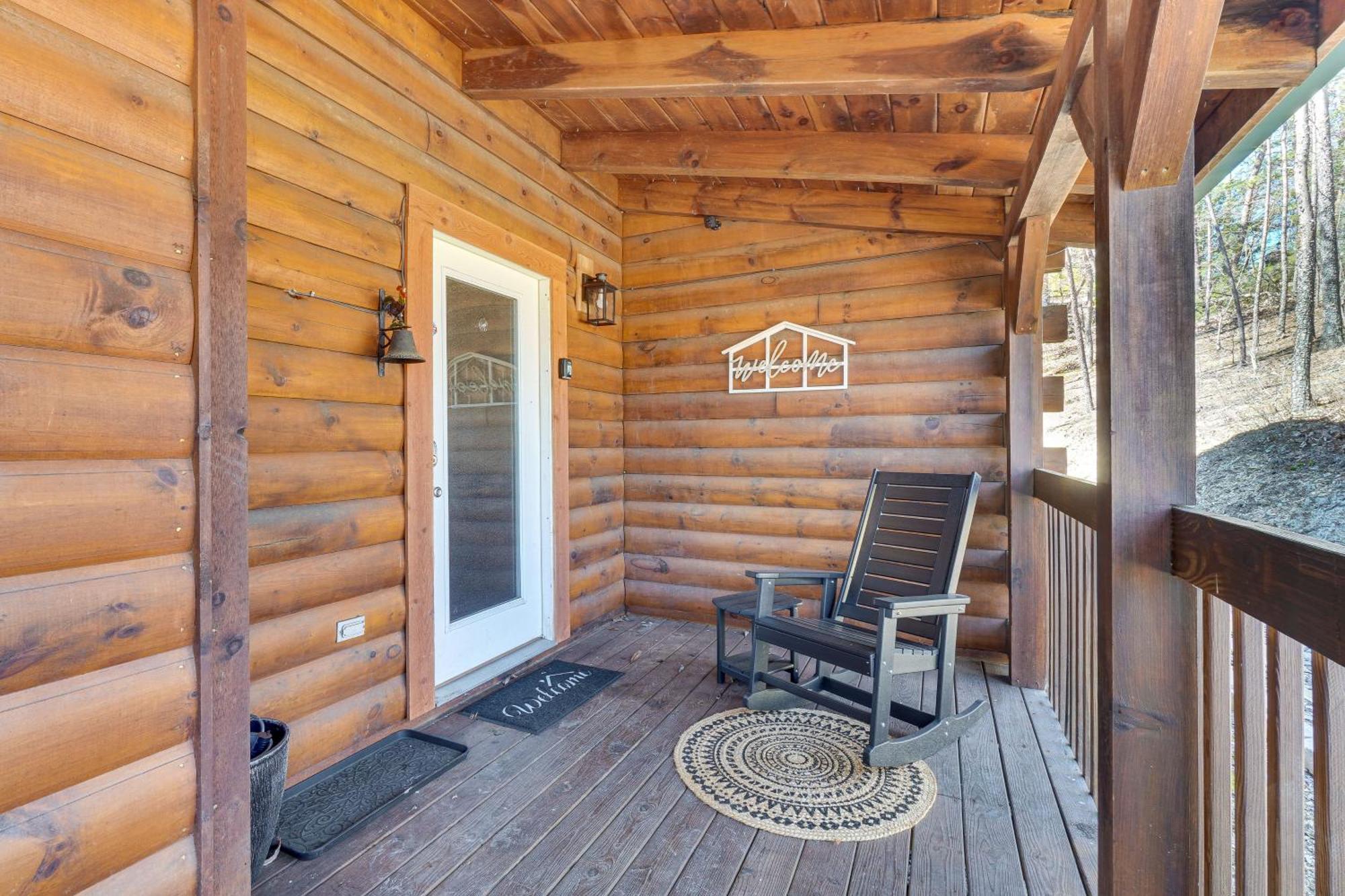 Sevierville Cabin With Deck Minutes To Pigeon Forge Kültér fotó